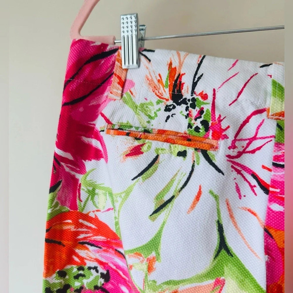For the Republic Floral Shorts - Women’s Size 10 - Picture 10 of 13